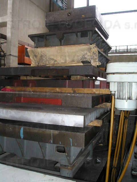 Cast-iron board #854